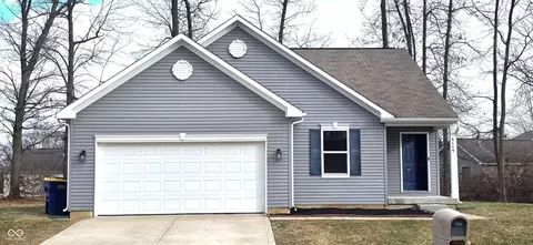 4449 Redhaven Dr, Indianapolis, IN 46235