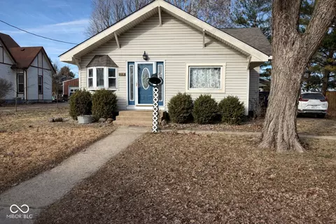 204 E Frazier St, New Ross, IN 47968