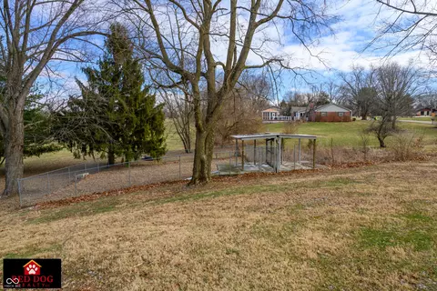 Exterior - 832 E Davis Dr, Franklin, IN 46131 photo 9 of 12