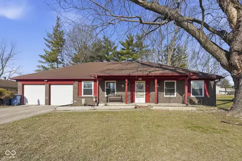 210 Rockberry Dr, Carmel, IN 46032
