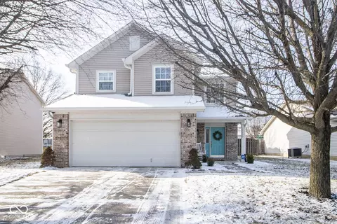15177 War Emblem Dr, Noblesville, IN 46060