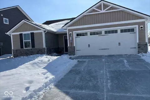 1151 Salisbury Dr, Greenfield, IN 46140