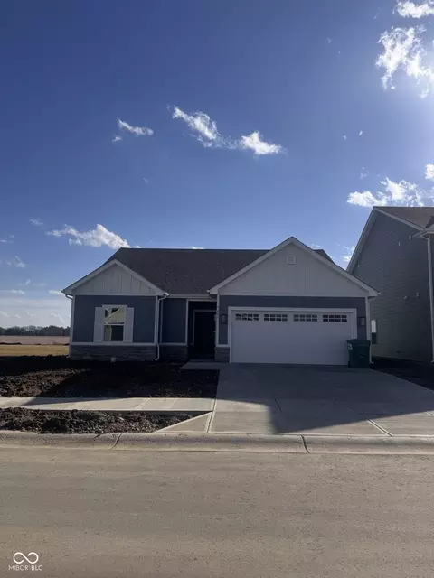 7083 Fowler Dr, Whitestown, IN 46075