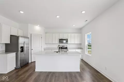 Kitchen - 7153 Theo Baker Blvd, Pendleton, IN 46064 photo 6 of 7