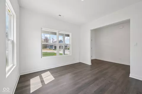Living - 7145 Theo Baker Blvd, Pendleton, IN 46064 photo 3 of 4