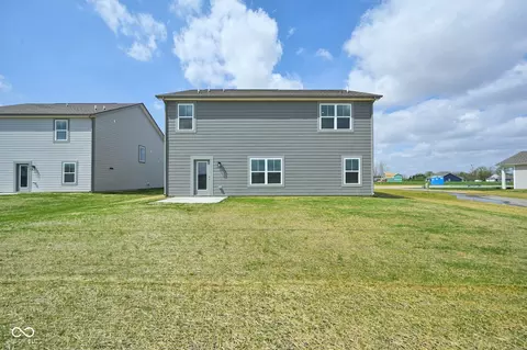 Exterior - 7145 Theo Baker Blvd, Pendleton, IN 46064 photo 6 of 11