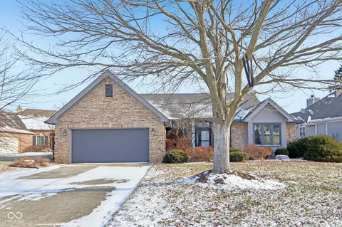 7234 Pymbroke Cir, Fishers, IN 46038