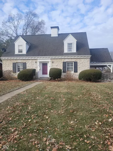 201 S West St, Crawfordsville, IN 47933
