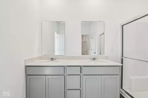 Bath - 7105 Theo Baker Blvd, Pendleton, IN 46064 photo 3 of 4