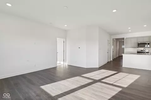 Living - 7105 Theo Baker Blvd, Pendleton, IN 46064 photo 1 of 2