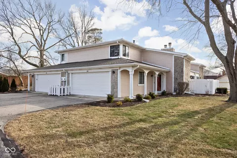 33 Dominion Dr, Zionsville, IN 46077