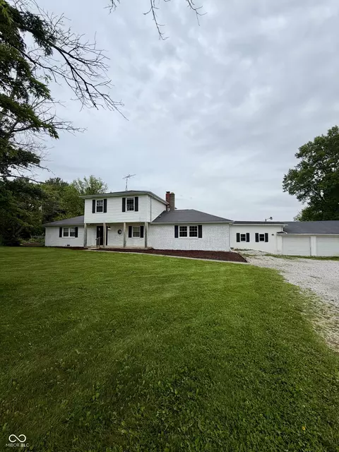 660 E Bonebrake Rd, Veedersburg, IN 47987