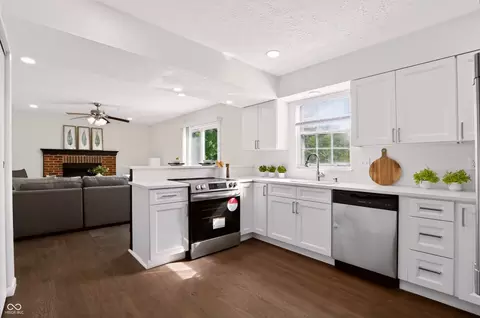 4749 Rocky Knob Ln, Indianapolis, IN 46254