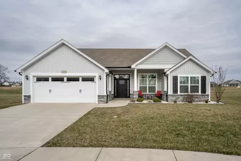 1307 Apple Blossom Ct, Jeffersonville, IN 47130