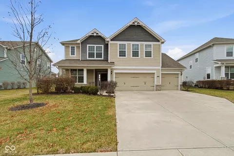 12684 Castle Pine Dr, Noblesville, IN 46060