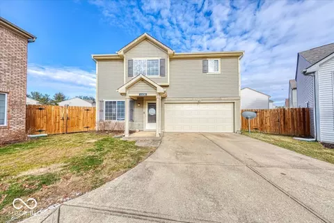 6608 Dunsdin Dr, Plainfield, IN 46168