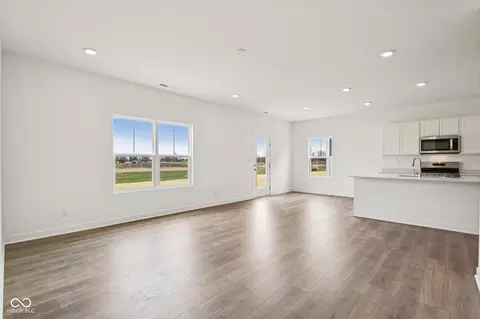 Living - 7113 Theo Baker Blvd, Pendleton, IN 46064 photo 2 of 3