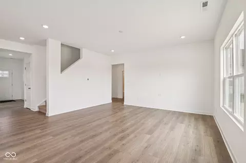 Living - 7113 Theo Baker Blvd, Pendleton, IN 46064 photo 3 of 3