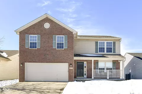 8888 N White Tail Trl, Mccordsville, IN 46055
