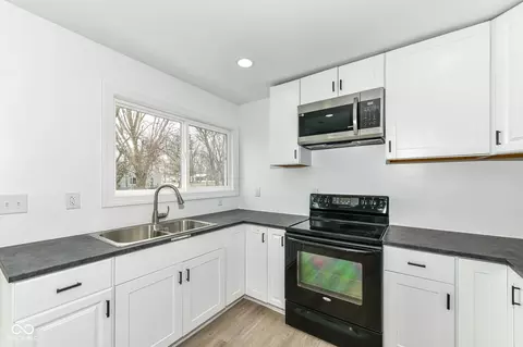 3106 E Sumner Ave, Indianapolis, IN 46237 photo 10