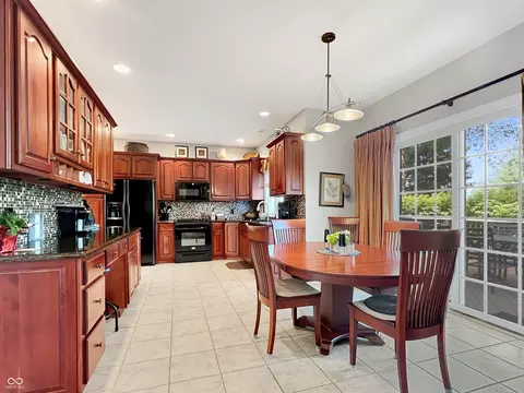 6012 Leatherback Dr, Columbus, IN 47201 photo 19