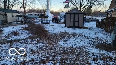 5155 Van Bibber Lake Est, Greencastle, IN 46135