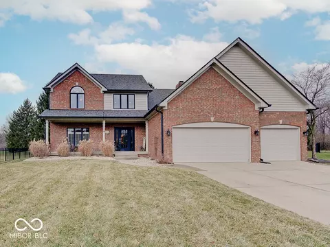 1722 Woodcroft Ct, Greenwood, IN 46143