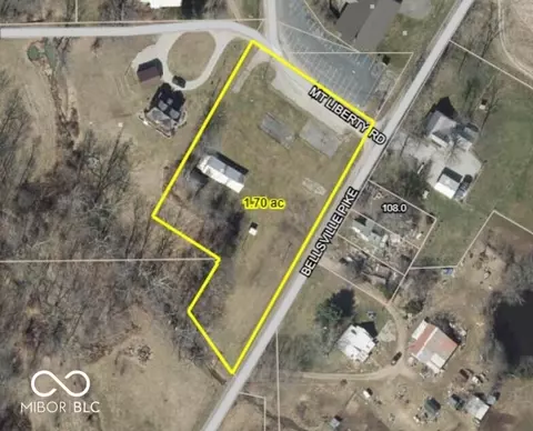 4005 Mt Liberty Rd, Nashville, IN 47448