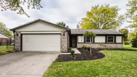 8740 Royal Meadow Dr, Indianapolis, IN 46217
