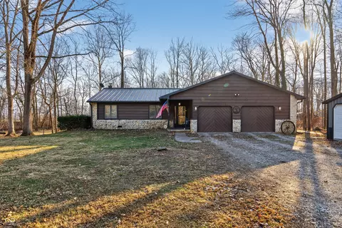 2225 W County Road 300 S, Danville, IN 46122