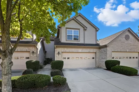 9201 Wadsworth Ct, Fishers, IN 46037