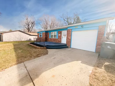3631 Woodcliff Dr, Indianapolis, IN 46203