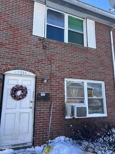 3911 Gateway Ct, Indianapolis, IN 46254