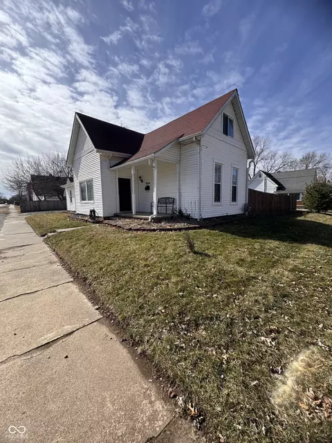 1824 Home Ave, Columbus, IN 47201