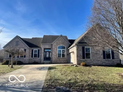 5355 Acadia Ct, Plainfield, IN 46168