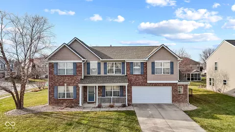 2198 S Moeller Cir, New Palestine, IN 46163