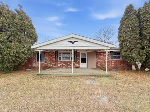 1525 Bacon St, Indianapolis, IN 46227
