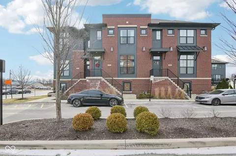 237 Poplar St, Westfield, IN 46074
