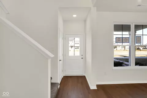 Entry Way - 2651 Marjorie Ln, Plainfield, IN 46168 photo 1 of 6