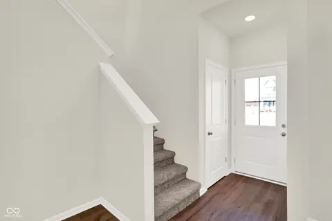 Entry Way - 2651 Marjorie Ln, Plainfield, IN 46168 photo 2 of 6