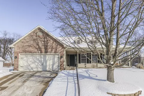 4586 N Shadow Wood Dr, Bloomington, IN 47404