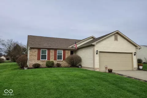 2 Nash Ct, Brownsburg, IN 46112