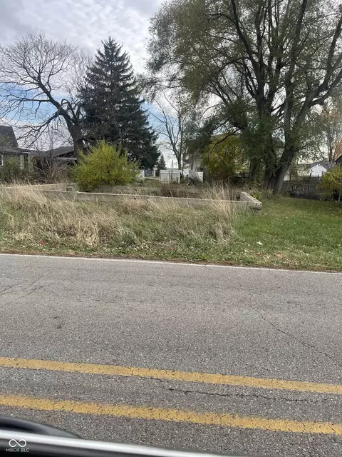 2707 W 26th St, Muncie, IN 47302