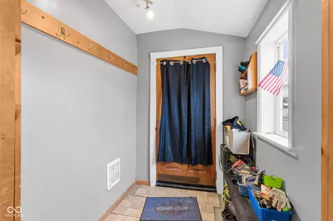 Entry Way - 2800 E 16th St, Muncie, IN 47302 photo 1 of 1