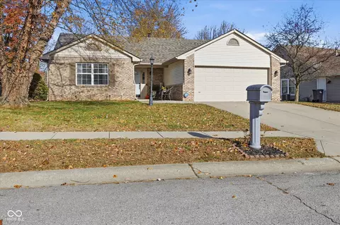 8546 Cressmoor Ct, Indianapolis, IN 46234