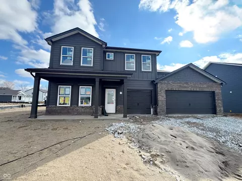 5773 Sleighbell Dr, Greenwood, IN 46143
