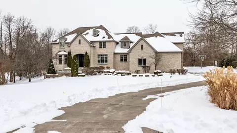 9117 Sargent Manor Ct, Indianapolis, IN 46256