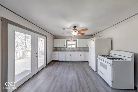 Kitchen - 1630 Elbert St, Indianapolis, IN 46227 photo 1 of 1