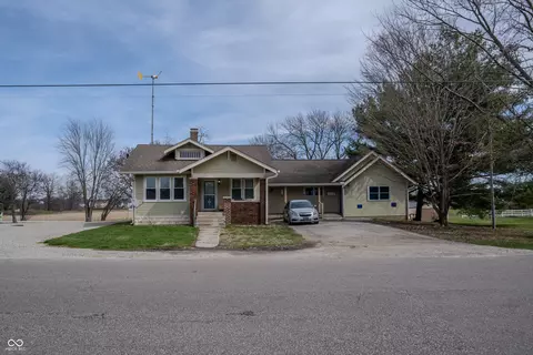 5861 N 75 W, Whiteland, IN 46184