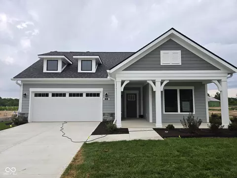 7091 Yosemite Dr, Zionsville, IN 46077